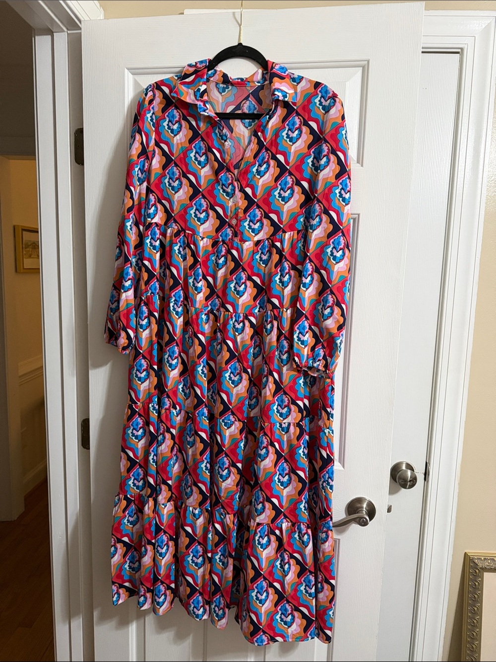 Colorful Geometric 3/4 Sleeve V Neck Collared Button Tiered Midi Dress Large